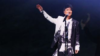 晚40分鐘開唱　周華健突道歉歌迷