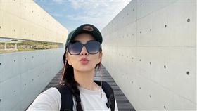 Ella母親節道歉4歲兒「帶到這個不再那麼美好的世界。」（圖／翻攝自ELLA臉書）