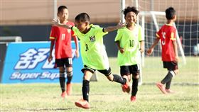 ▲活力熊隊長張倍源進球後興奮振臂高呼。（圖／迷你足球協會提供）