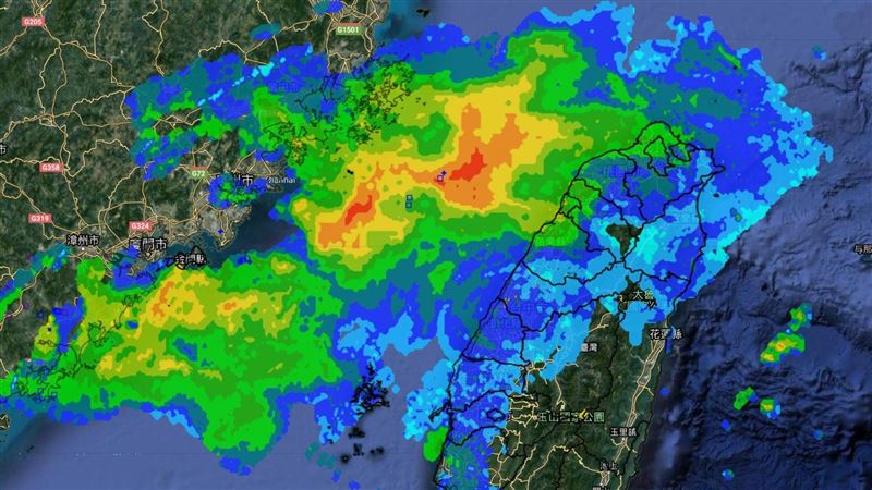 衛星雲圖紅一大片　專家曝沒下雨原因