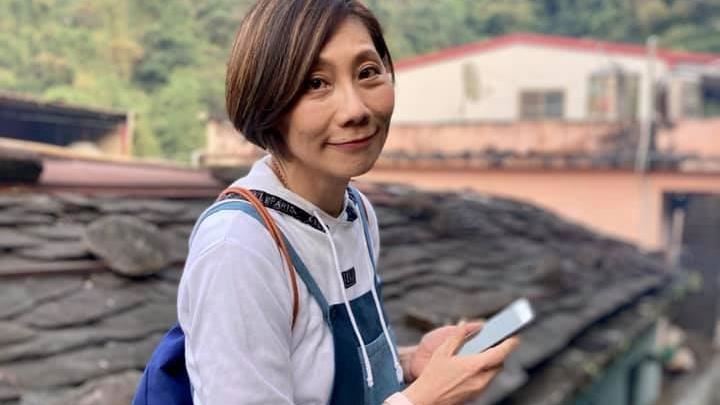 郎祖筠險遭詐13萬　見警藏「暗號」