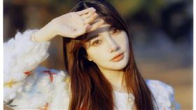 李小璐被爆出軌PG One，與賈乃亮離婚。（圖／翻攝自李小璐微博）