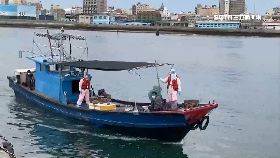 L越界逮三人0930