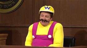 伊隆馬斯克在脫口秀中自嘲自己到極致。（圖／翻攝自nbcsnl推特）