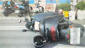 外籍女台南車禍身亡薩爾瓦多籍高姓女子7日騎機車在台南市永康區富強路與預拌混凝土車發生車禍，高女在機車倒地後頭部破裂重傷，送醫急救仍宣告不治。（讀者提供）中央社記者楊思瑞台南傳真  110年5月10日