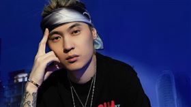 中國說唱歌手Tydot32歲且已婚。（圖／翻攝自Tydot微博）