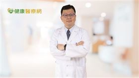 鍾國騰醫師表示，現今醫療技術發達，治療子宮肌瘤也有微創及無創等方式，而患者要用何種方式治療，需與醫師充分溝通後決定。