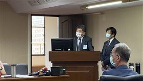 陳時中今在立院接受立委賴惠員詢答時坦言，「疫情很有可能會進入第三級警戒」。此言一出讓全場相當驚訝。（圖／記者簡浩正攝影）