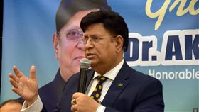 孟加拉外交部長摩門（A. K. Abdul Momen） 圖／翻攝自AK Abdul Momen推特