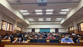 議員爆北市高中辦百人研習營批：防疫半套　實則僅60人（圖／翻攝自議員臉書）