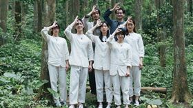 姚淳耀、炎亞綸、吳奕蓉、鄒承恩、劉倩妏、王渝屏、王渝萱。（絡思本娛樂製作公司提供