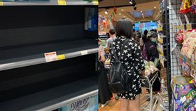 排隊,疫情,囤購,全聯,泡麵,衛生紙