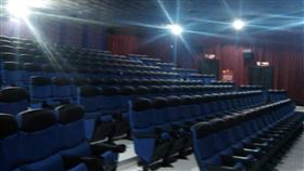 八大,防疫,電影院,三溫暖,梅花座(翻攝自 林園電影城)