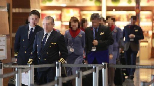 機師約空姐染疫　正宮通知換劈腿真相