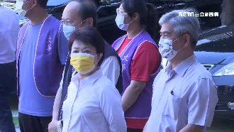 國中會考落實防疫　盧秀燕巡視考場