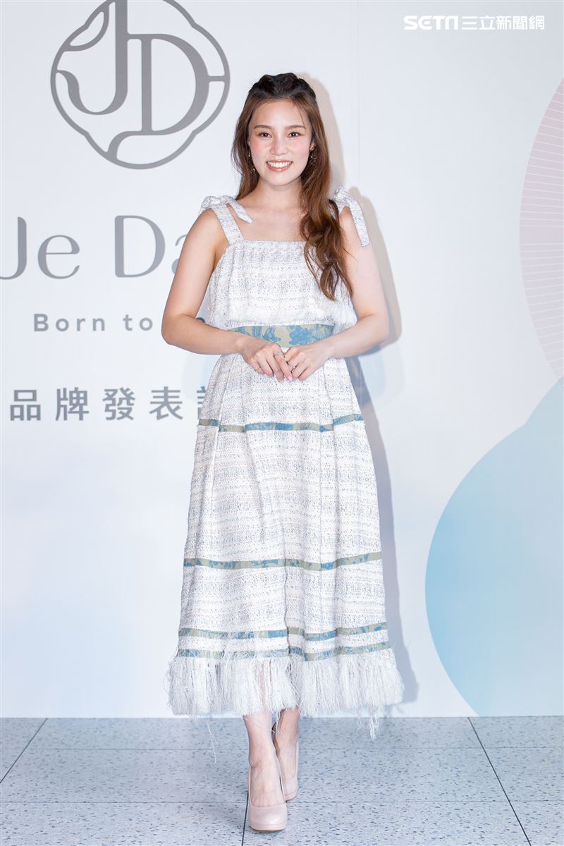 李佳薇、李佳歡出席Je Dare產品發表記者會。（圖／記者楊澍攝影）