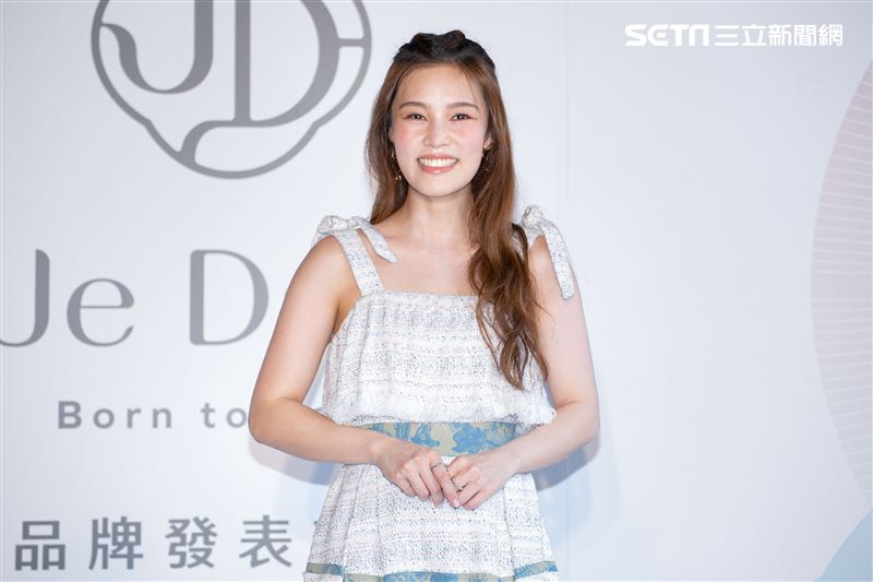 李佳薇、李佳歡出席Je Dare產品發表記者會。（圖／記者楊澍攝影）