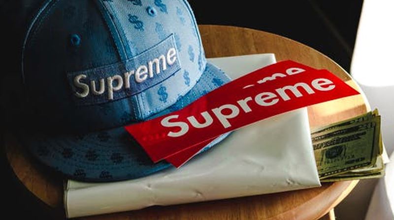 Supreme的法律戰爭