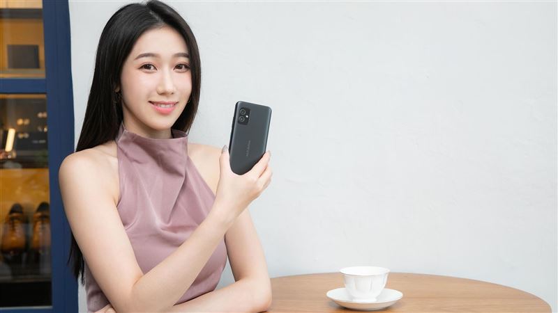 Zenfone 8　這裡買竟然免錢