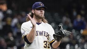 ▲釀酒人柏恩斯（Corbin Burnes）開季58K、0保送寫大聯盟紀錄。（圖／美聯社／達志影像）