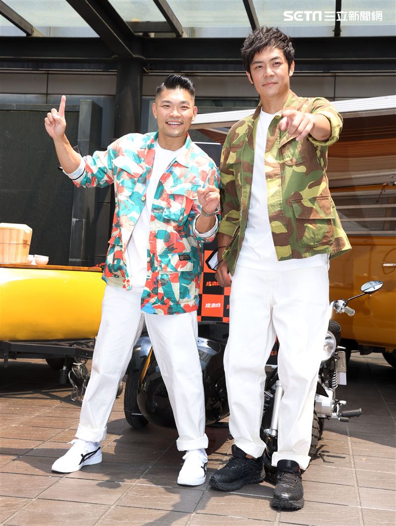 李玖哲、姚元浩全新一季改版「就是這味-玖浩吃」。（記者邱榮吉/攝影）