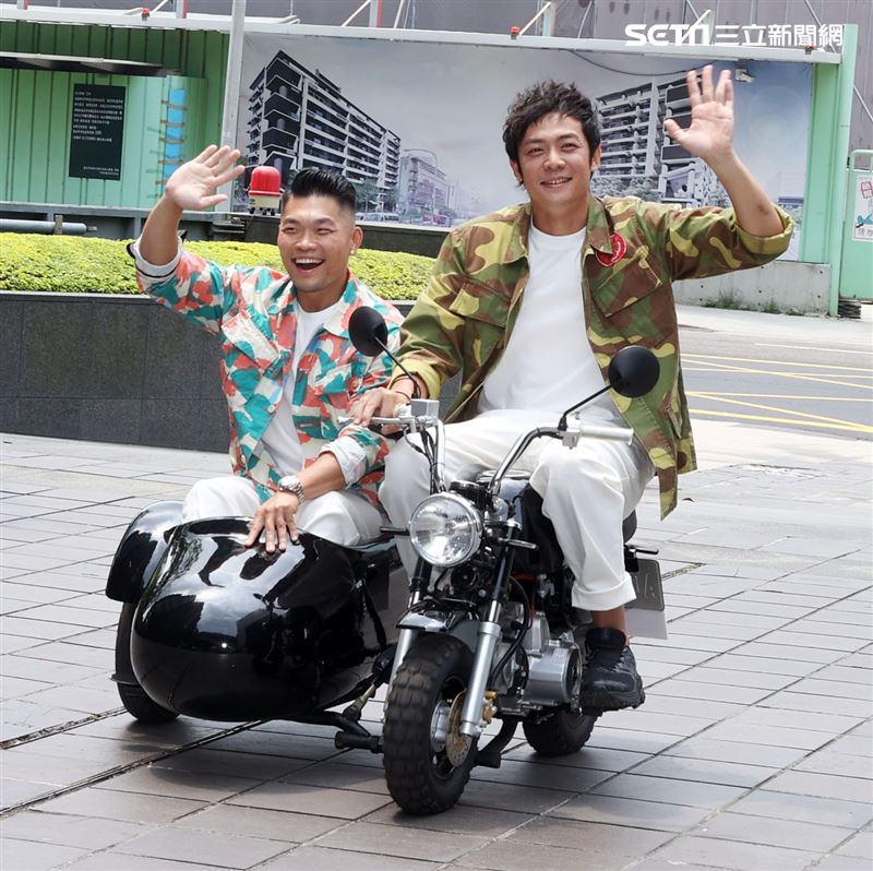 李玖哲、姚元浩帶大家走遍台灣、認識在地好味道。（記者邱榮吉/攝影）