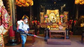 西螺福興宮太平媽，媽祖允杯，廟埕參拜，防疫，大甲鎮瀾宮