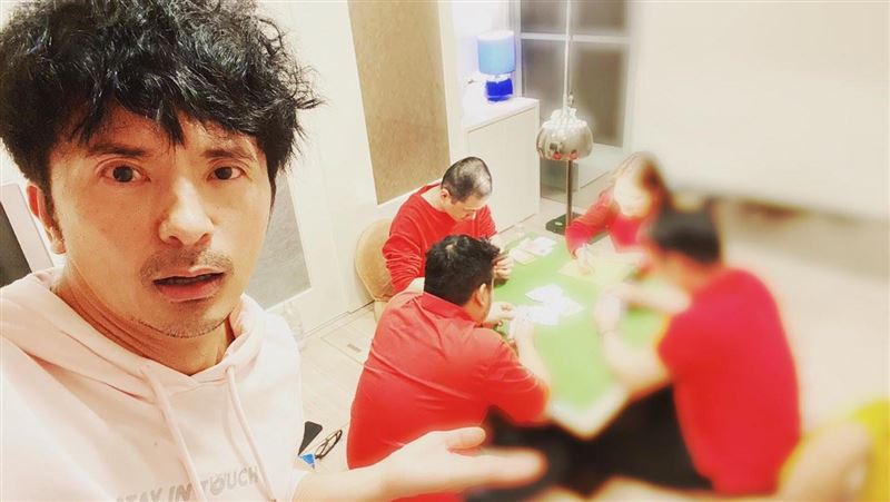 禁群聚！唐從聖竟被趕出門？網都笑了