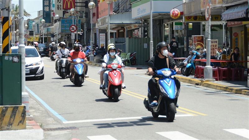 又亂傳「騎車不戴罩開罰」網友秒罵爆
