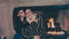 亞莉安娜修成正果！秘婚25歲豪宅經紀人　婚禮不到20人（圖／翻攝自arianagrande IG）