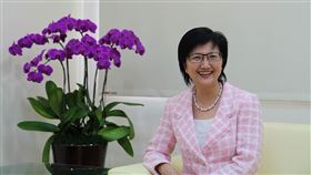 邱淑媞被罵爆怕了？急關「臉書留言權限」：暴民政治（圖／翻攝自邱淑媞臉書）