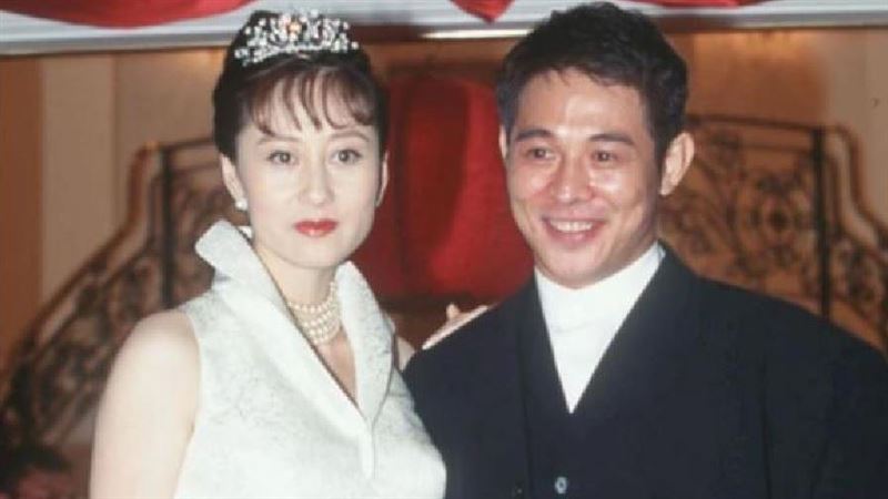 李連杰和利智大婚時　港媒10字譏諷