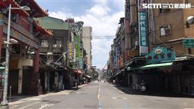 台北市本吐疫情爆發，萬華區受創最深，華西街夜市、廣州街夜市難得一人都沒有，整個街區空空蕩蕩。台北,萬華,三級警戒,本土 記者李依璇攝影