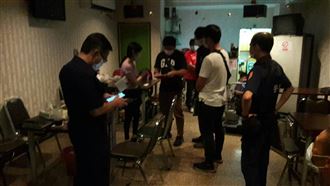 卡拉OK違規營業　秒被斷水電