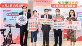 台灣武田罕見疾病事業群總監黃彥倫、台灣武田董事長暨總經理林姵萱、三軍總醫院血友病防治及研究中心陳宇欽主任、馬偕兒童醫院兒童血液腫瘤科侯人尹醫師及台灣武田醫藥事務部總監鄭晴之。