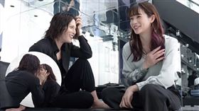 原來這一切都是羅蘭的造假企劃。（圖／翻攝自羅蘭YouTube）