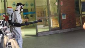 朝陽科大1住宿生一採陽性　校方消毒宿舍朝陽科技大學19日證實，18日接獲市府通知，1名住宿生一採陽性疑似確診，校方緊急安置其他學生，將宿舍進行消毒。（民眾提供）中央社記者趙麗妍傳真  110年5月19日