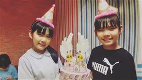 「左左右右」在家中上課。臉書