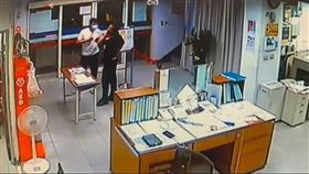 新冠肺炎,高雄,三級開設,汽車業務,內鬥