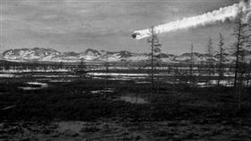 ▲貝加爾湖墜落的隕石。（圖／翻攝自百度百科）