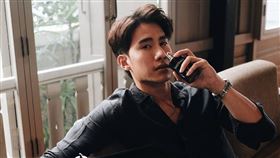 泰國知名男星吳旭東演出BL劇爆紅。（圖／翻攝自tul_pakorn IG）