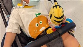 帶兒醫院領藥被酸拖累寶寶　媽媽心累（圖／翻攝自爆怨2公社臉書）