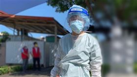 ▲第一線的防疫人員，你們辛苦了!（圖／翻攝自Jennifer Lynne Chiu臉書）