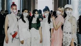 HUR／AOA ENTERTAINMENT LAB 提供