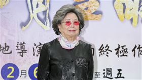 梅芳、吳靜嫻、林福地。（記者林士傑攝影）