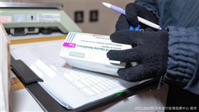 第二批COVAX配發AZ疫苗抵台(指揮中心提供)