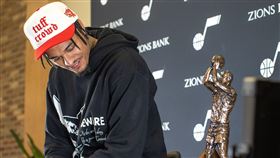 ▲克拉克森（Jordan Clarkson）獲選最佳第6人，爵士隊史首人。（圖／翻攝自爵士推特）