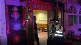 杜絶防疫破口！南投警方動員內外勤「查察八大行業」▲（圖／南投縣政府警察局提供）

