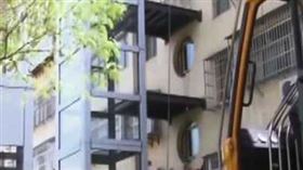 ▲電梯公交逐漸在中國老舊社區試行。（圖／翻攝自央視畫面）