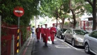 國中私辦畢典　柯：任何人不能耍大牌